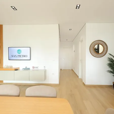 Sanpietro Vacation אתר נופש 5*
