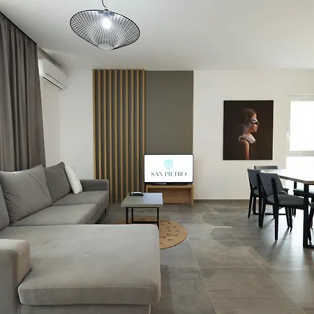 Sanpietro Vacation אתר נופש Plazhi San Pietro